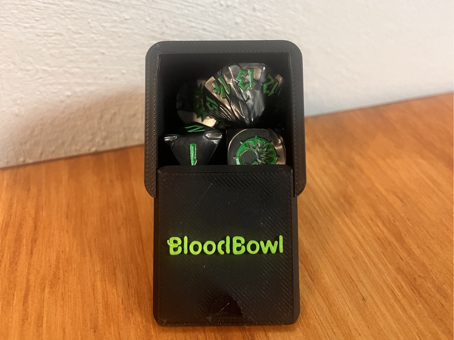 BloodBowl Dice Box
