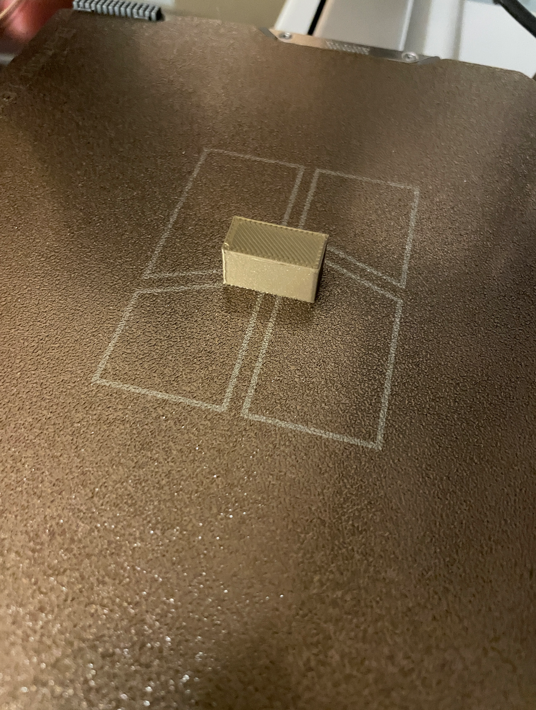 A rectangle @ 2cm x 1cm x 1cm