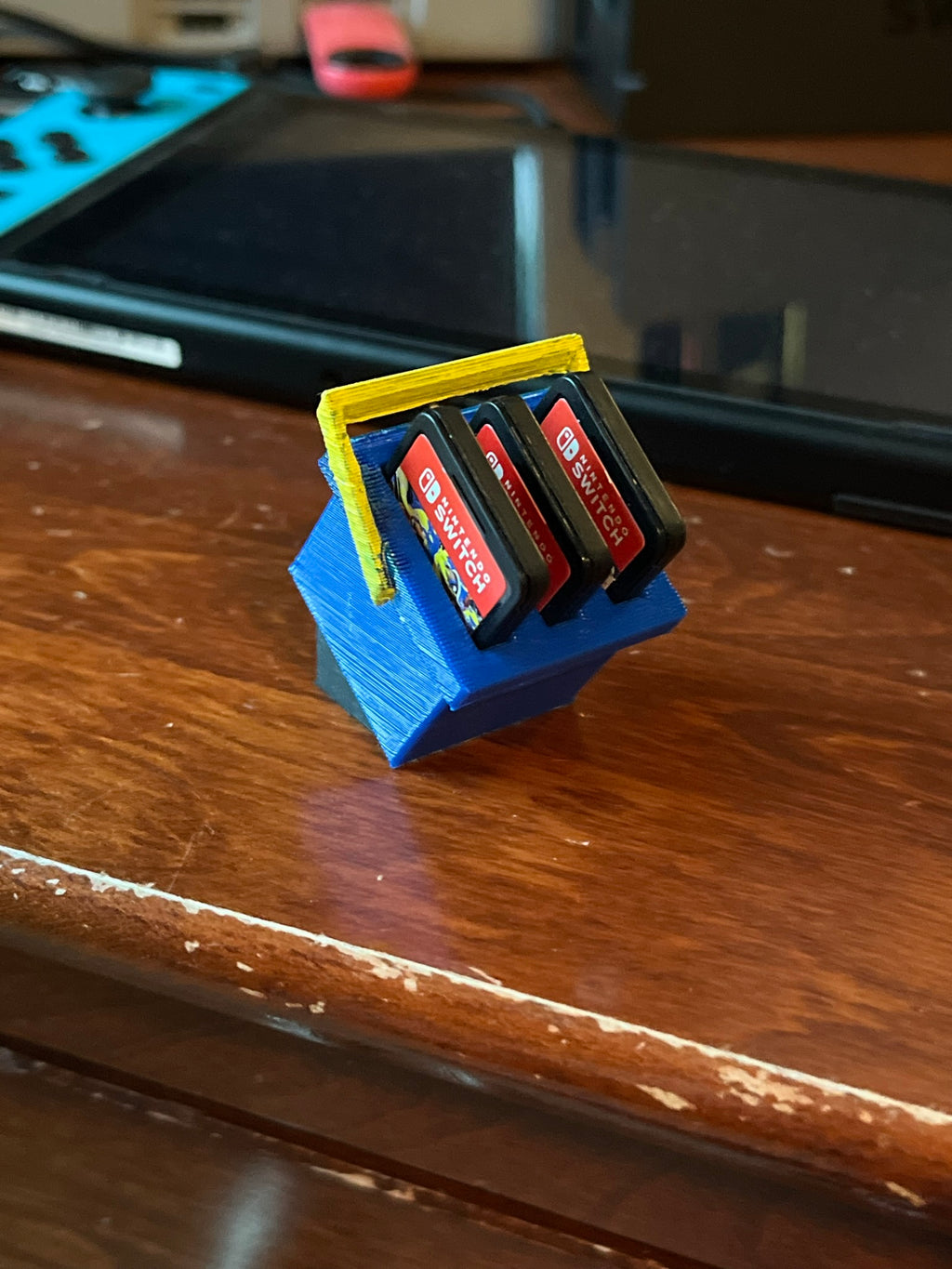 Tri Slosher-Nintendo switch cartridge holder