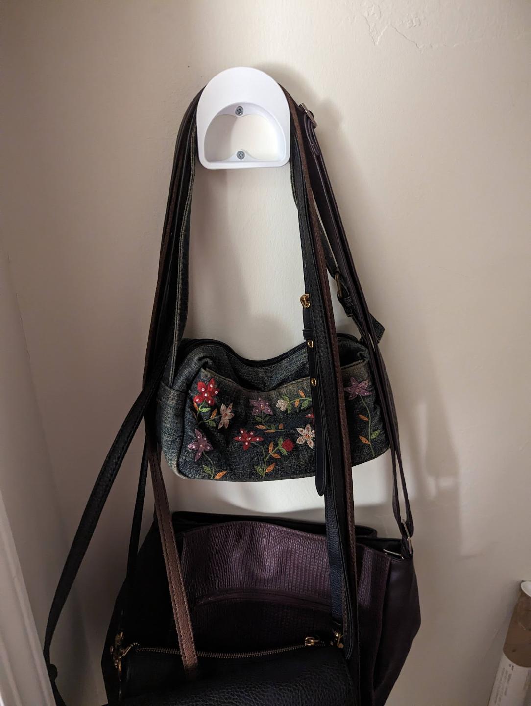 Sturdy Purse Wall Hanger