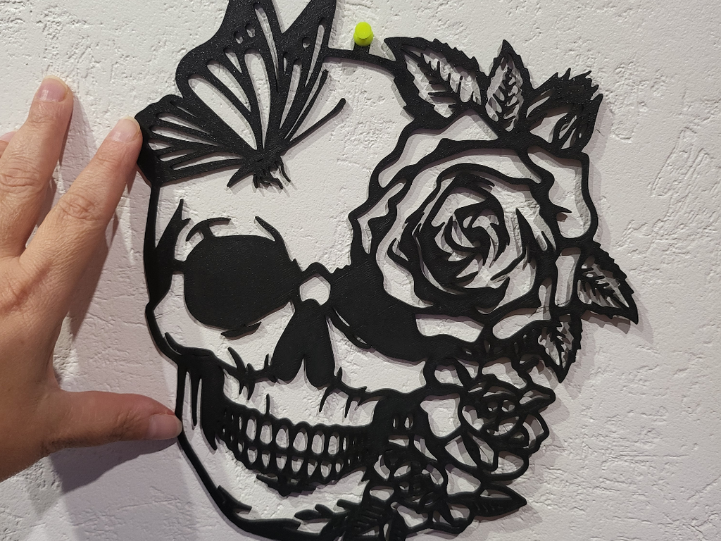 tête de mort, fleur, papillon murale 3D