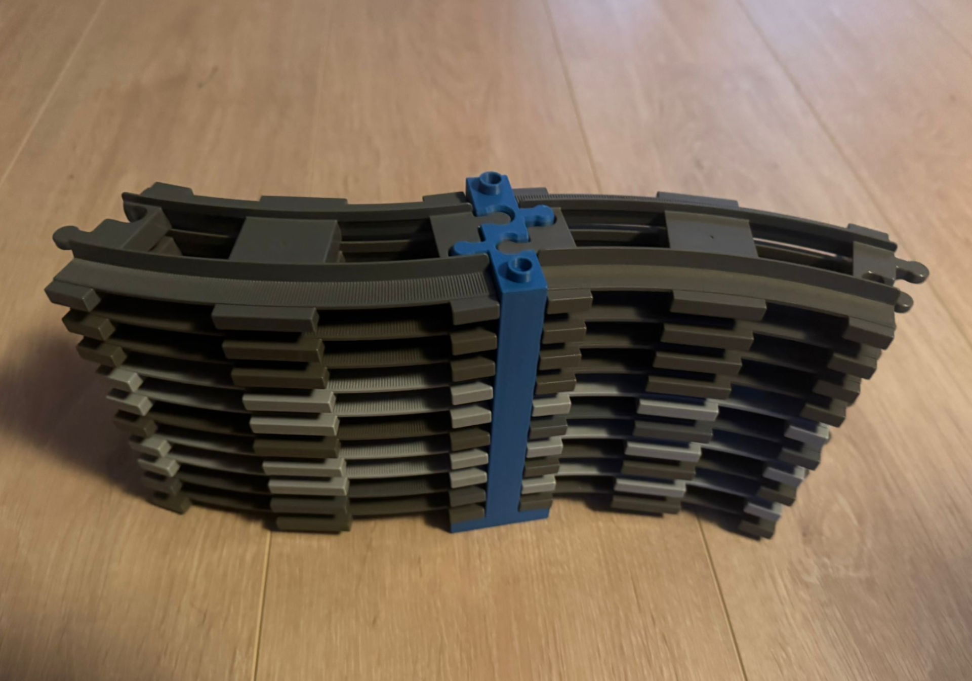 Duplo rail storage unit