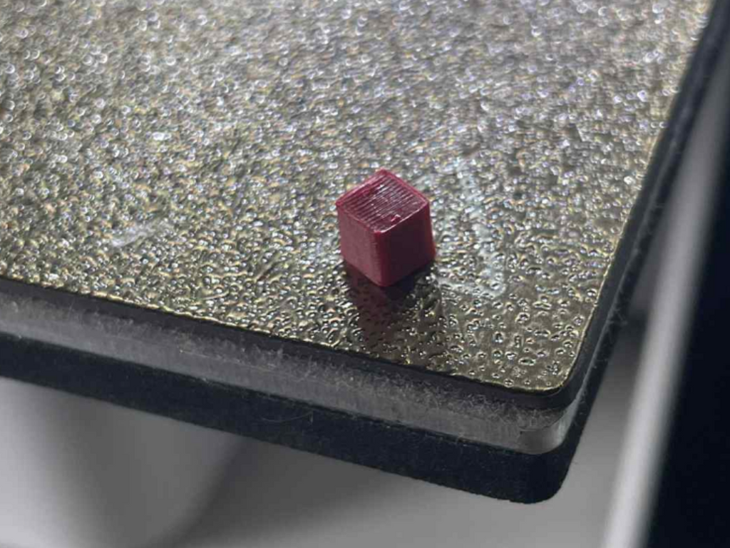 Smallest calibration cube