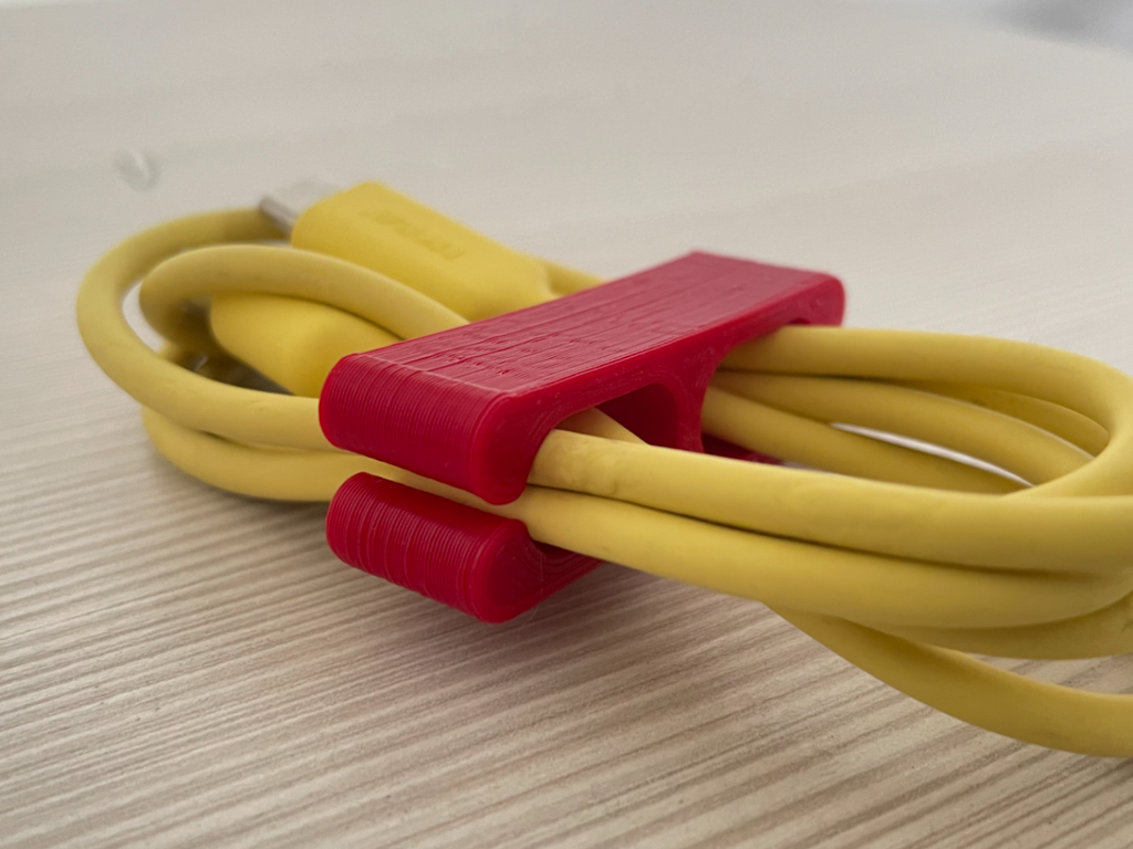 Cable clip