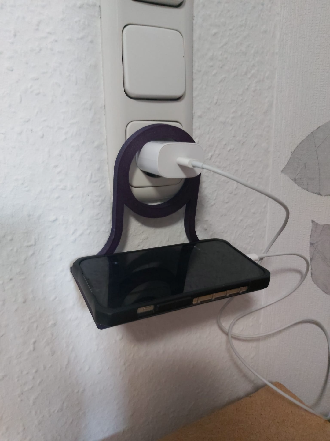 Handy Halter Steckdose Phone Holder Power outlet