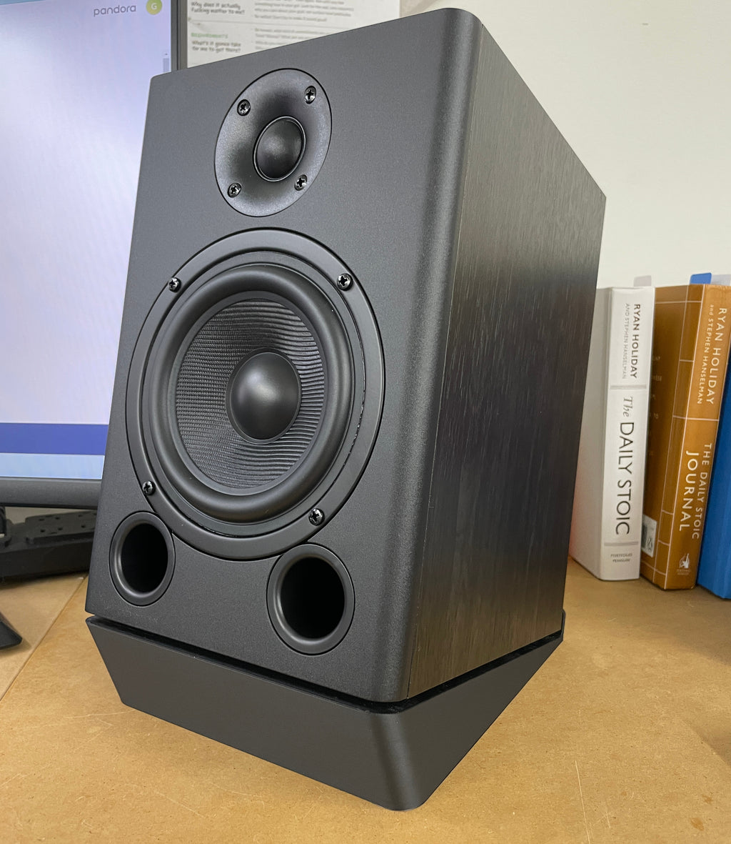 Angled Riser for Neumi BS5 Bookshelf Speakers