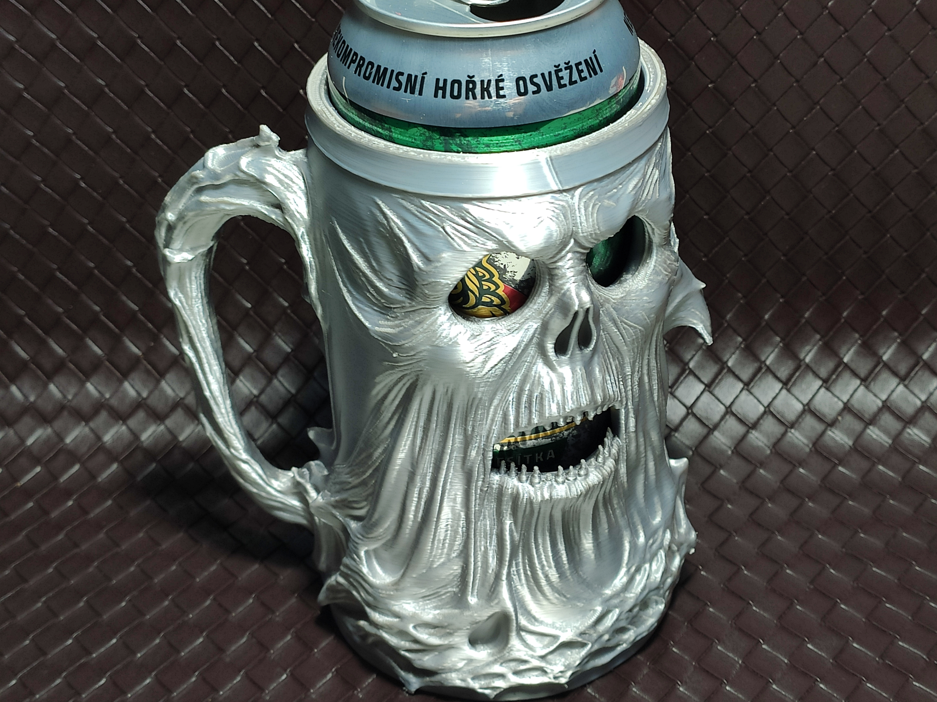 Wailing Spirit Can Holder