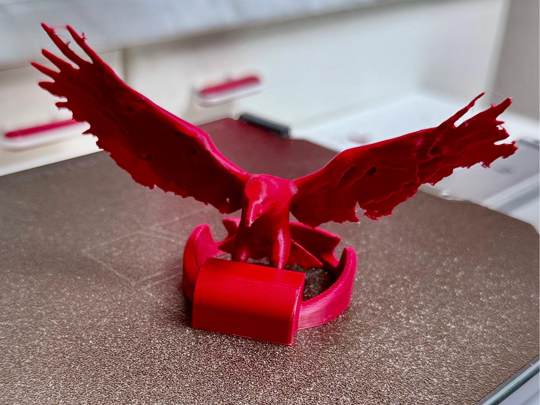 Eagle tablet stand