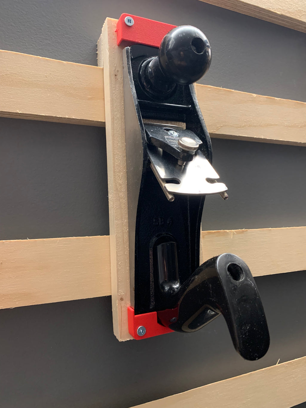 Amazon Basics Plane SB04 Holder