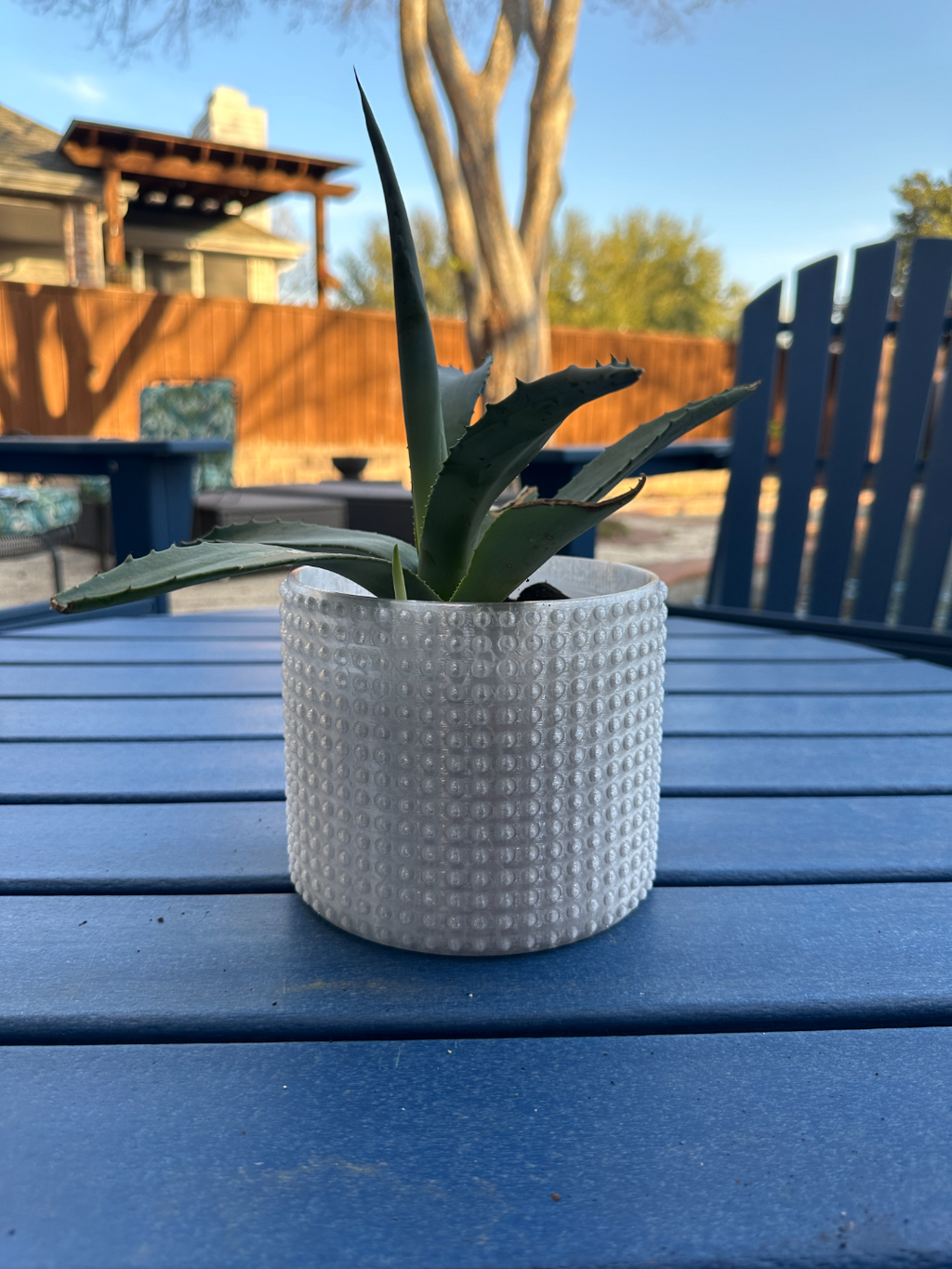 Bumpy planter v5