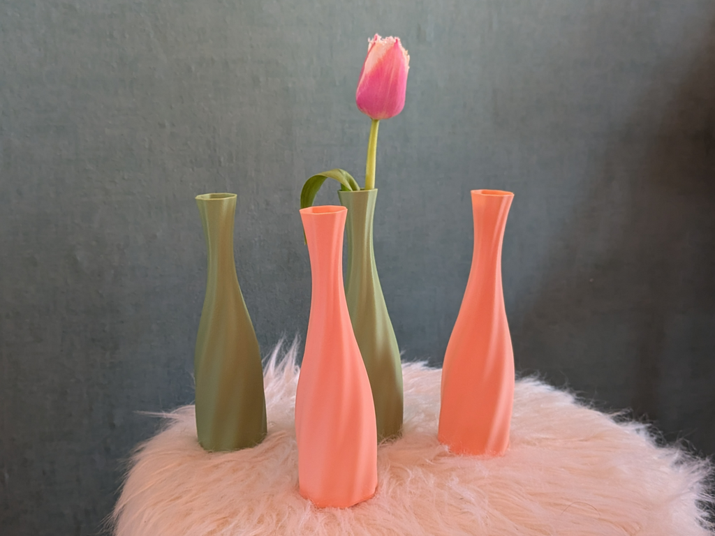 Elegante, kleine Vase für eine Blume kommerziell