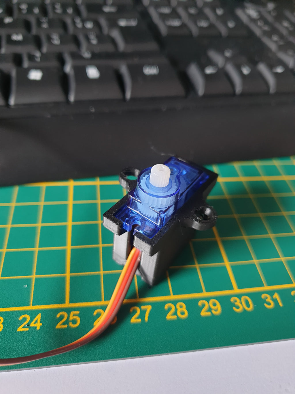 SG90 servomoteur fixation - servo mount