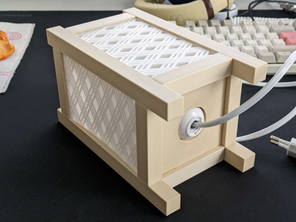 Kumiko desk lamp - E27 bulb base