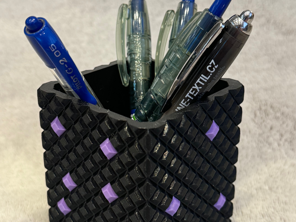 Pen Holder - Diamond Shape - multicolor