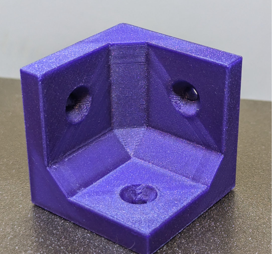 3-way corner bracket 40x40x40mm M4