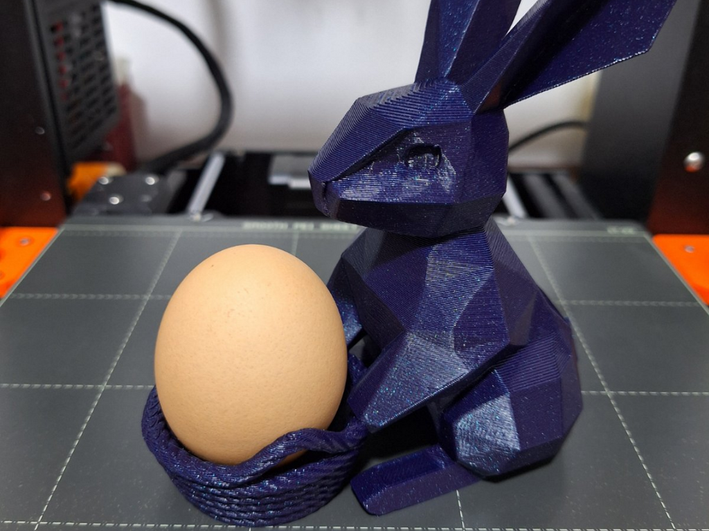 Easter bunny egg basket (No support needed)