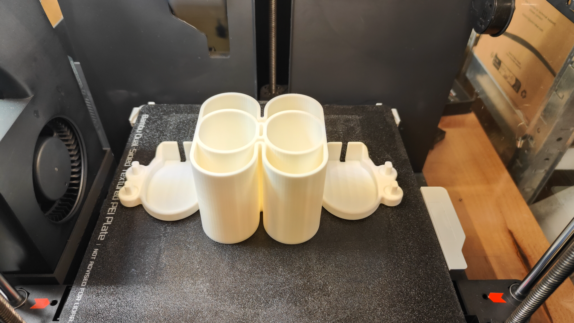Oral-B Toothbrush holder family edition