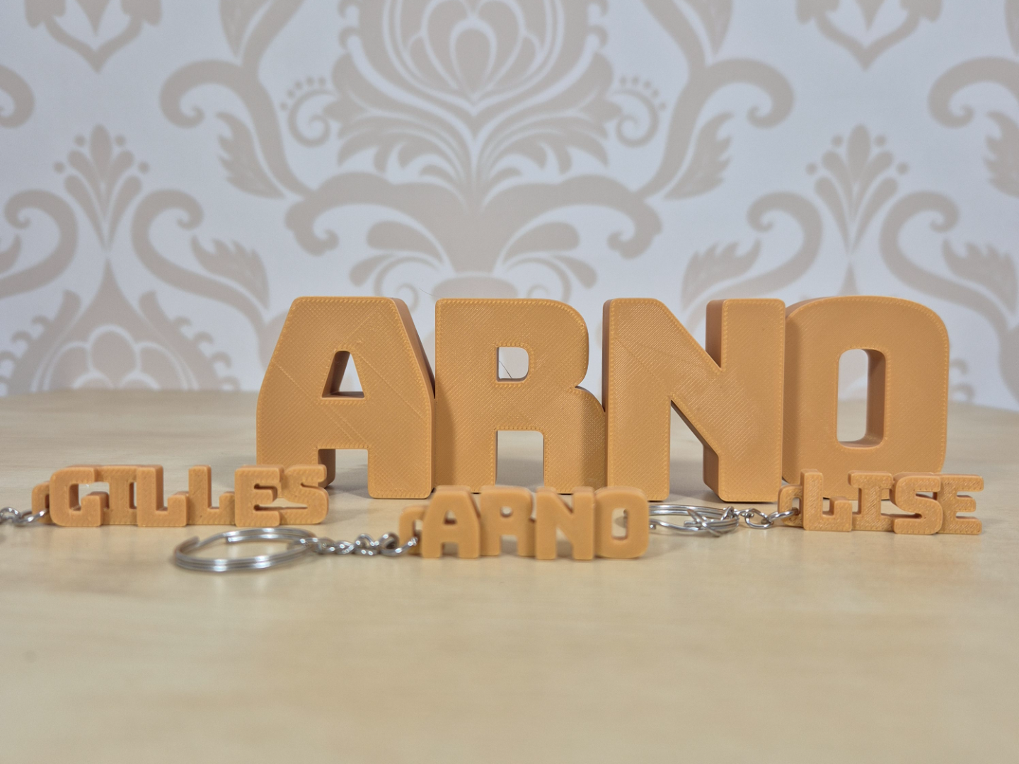 Customizable Name Keychain with Adjustable Spacing