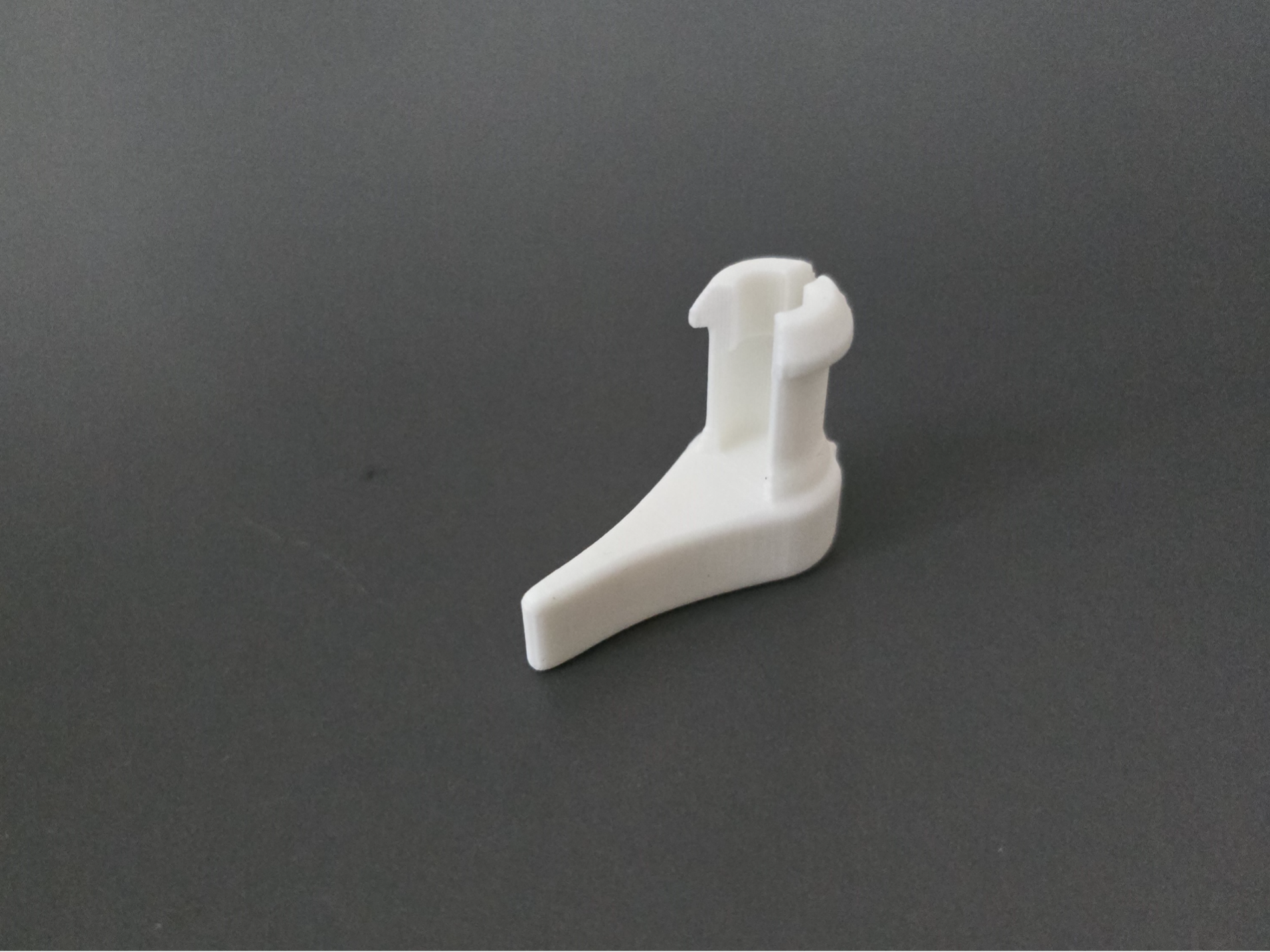 Pet Carrier Closing Pin