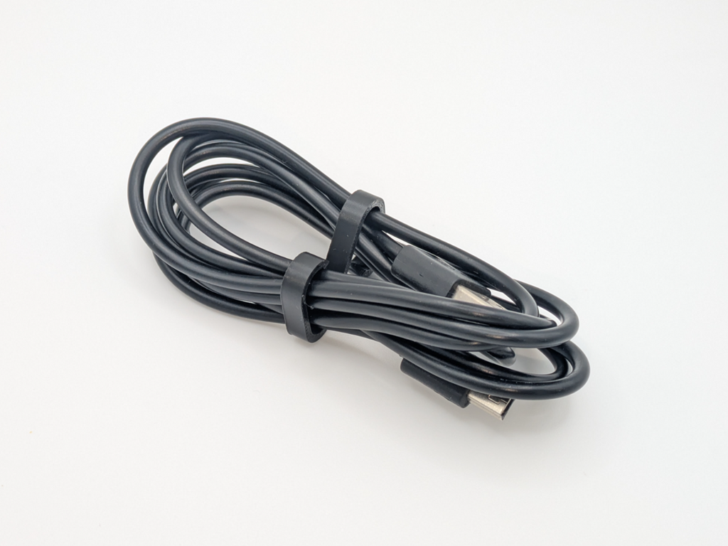 simple cable clip/organizer (different sizes)