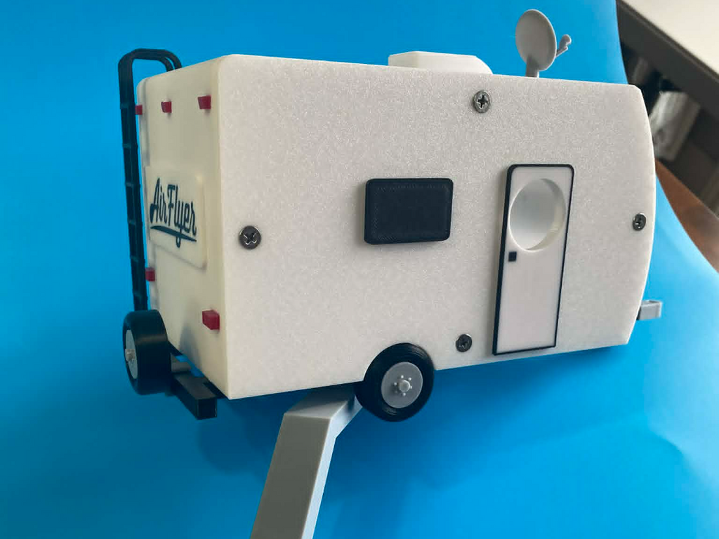 The Air Flyer Camping Trailer Birdhouse