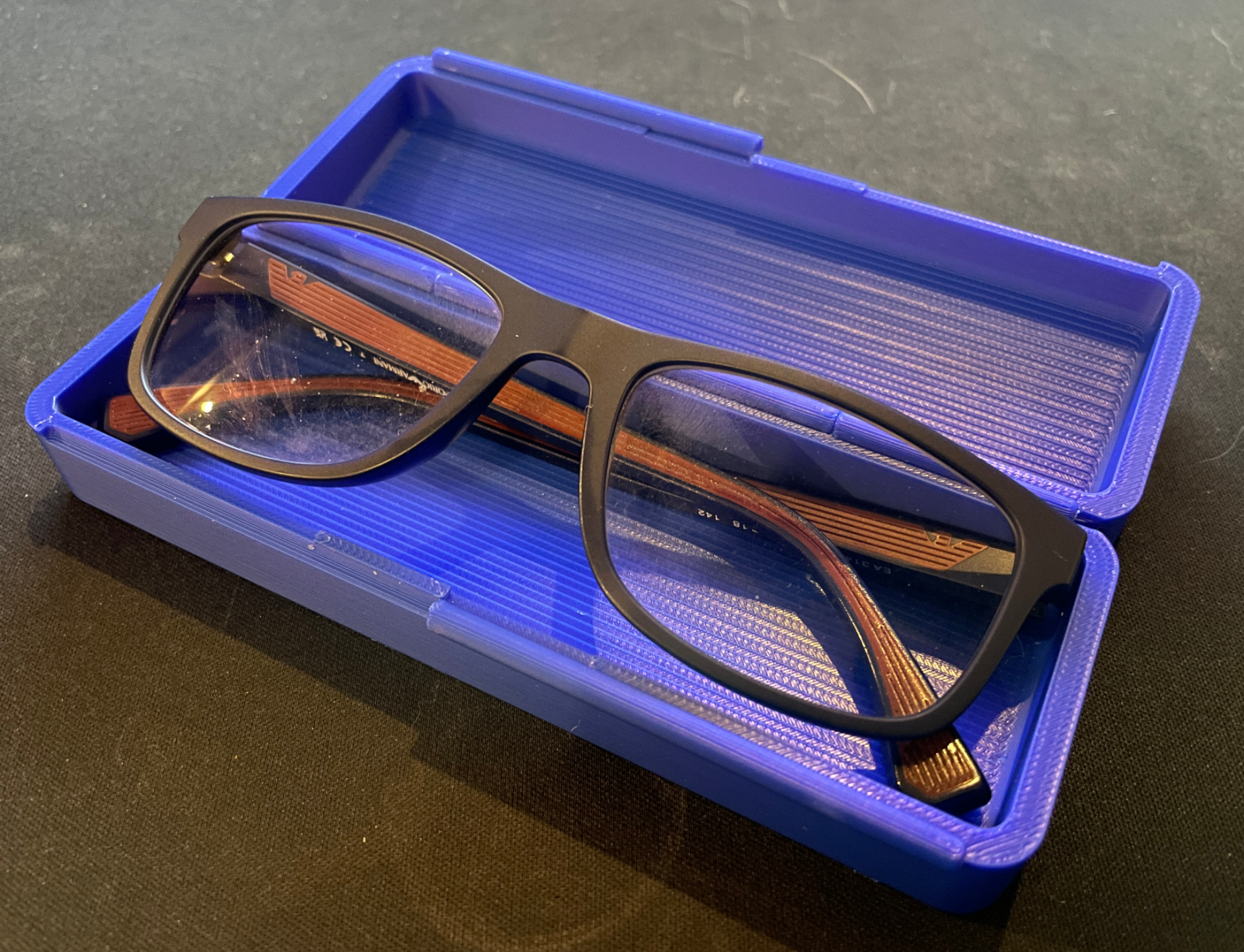 compact case for glasses