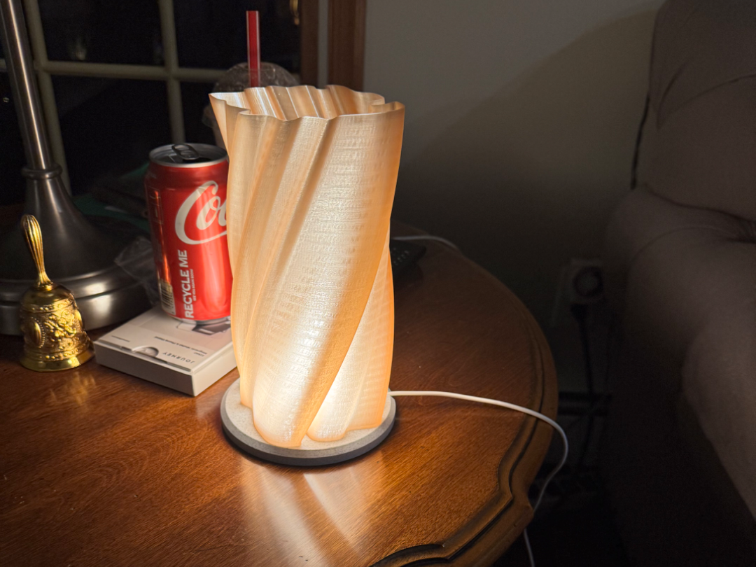 Flowing Lamp