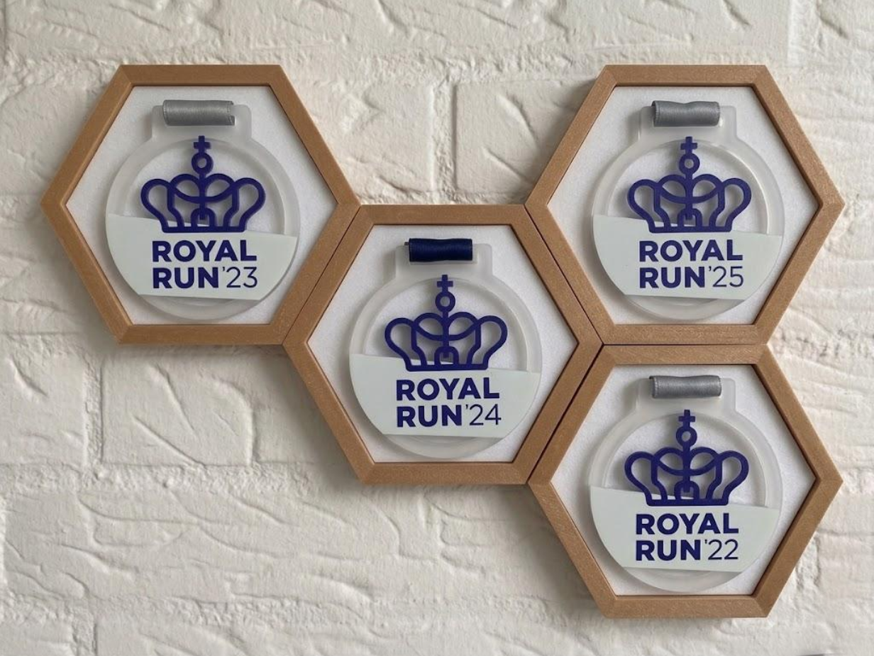 Modular Hex Medal frame