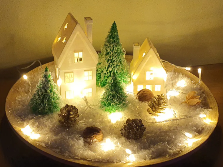 Cozy Christmas Tea Light Houses – Two Sizes