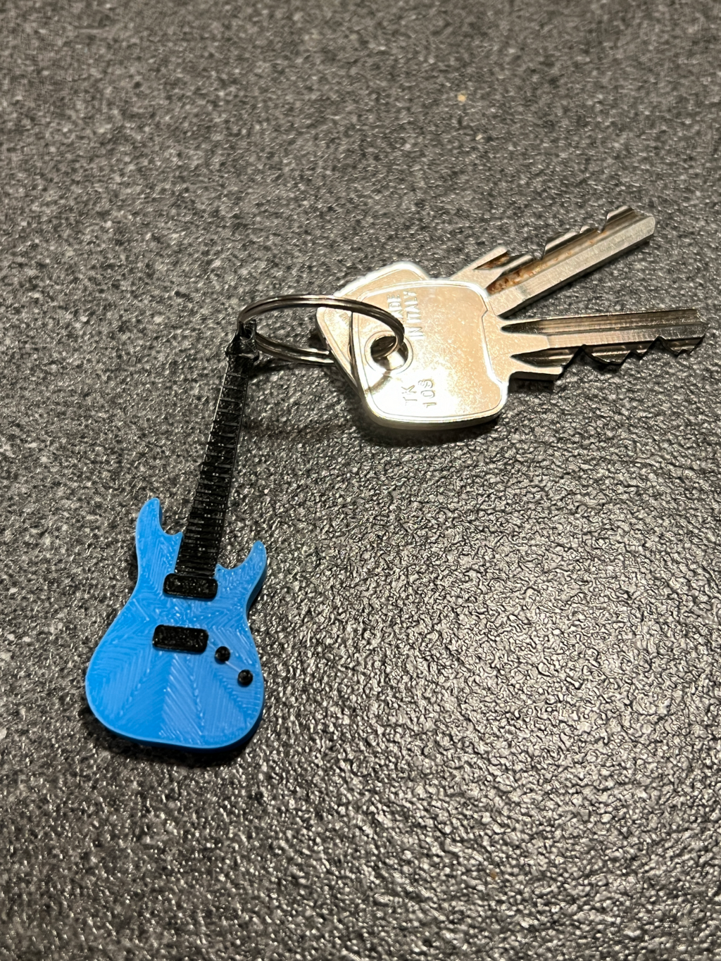 Electric Guitar Keychain Multicolor