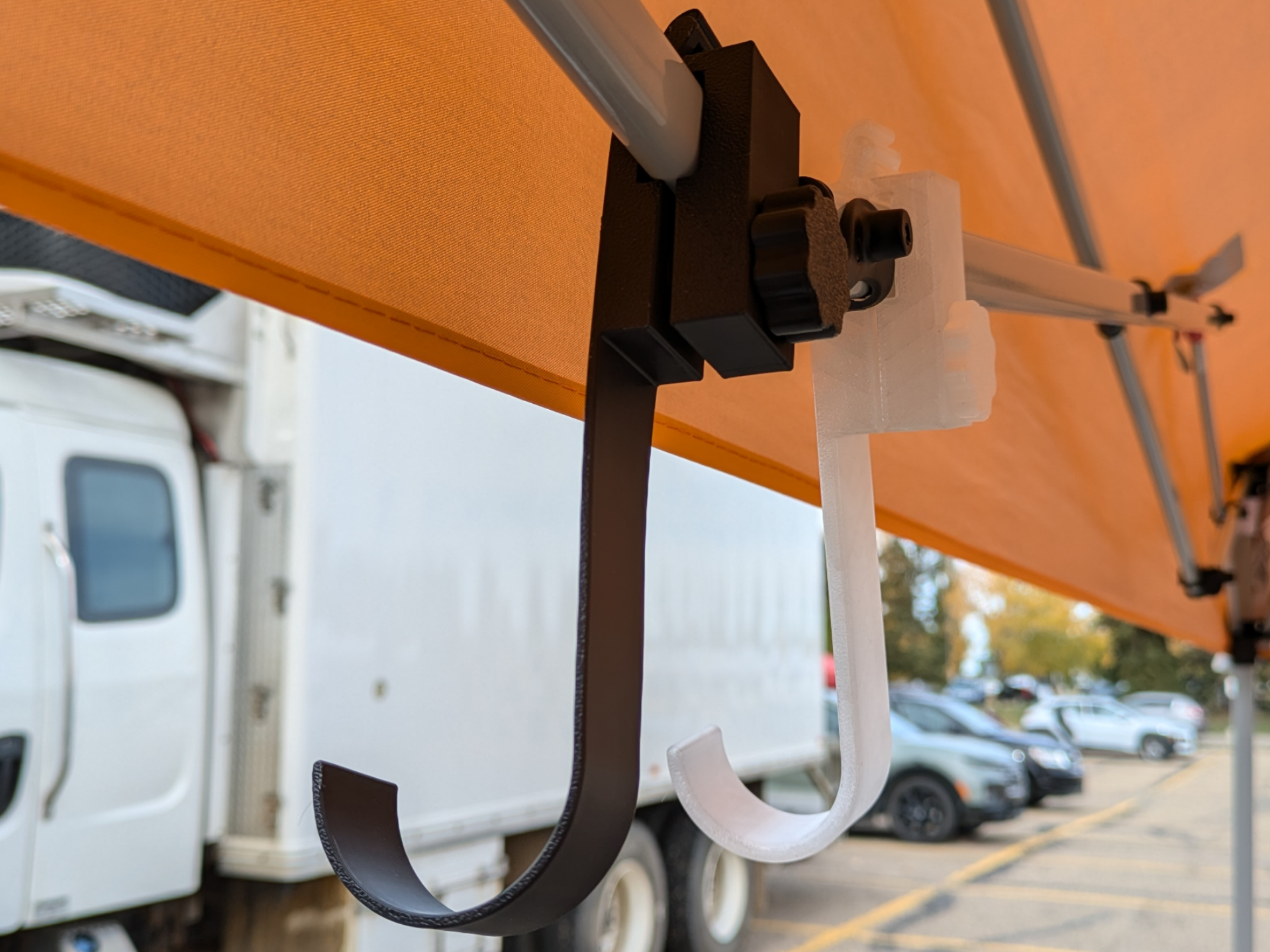 Parametric Market Tent Clamp
