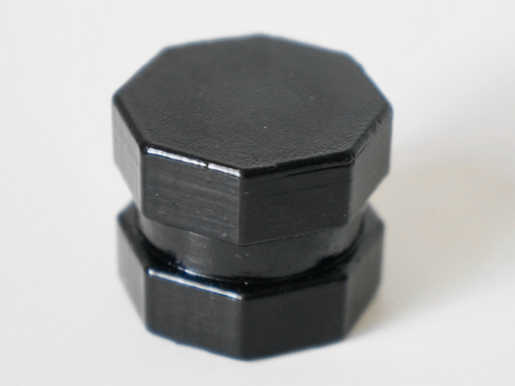 Coaxial threaded heavy duty leveler