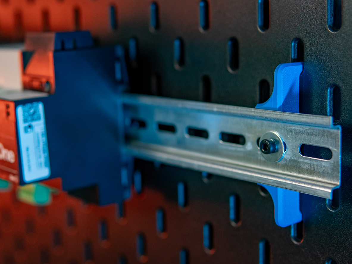 Skadis DIN Rail Mount v2