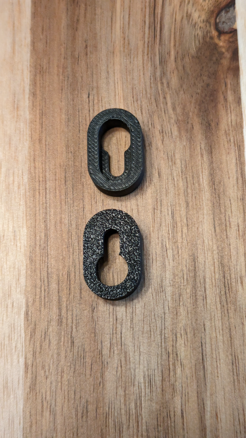Flush mount insert for wall hanging