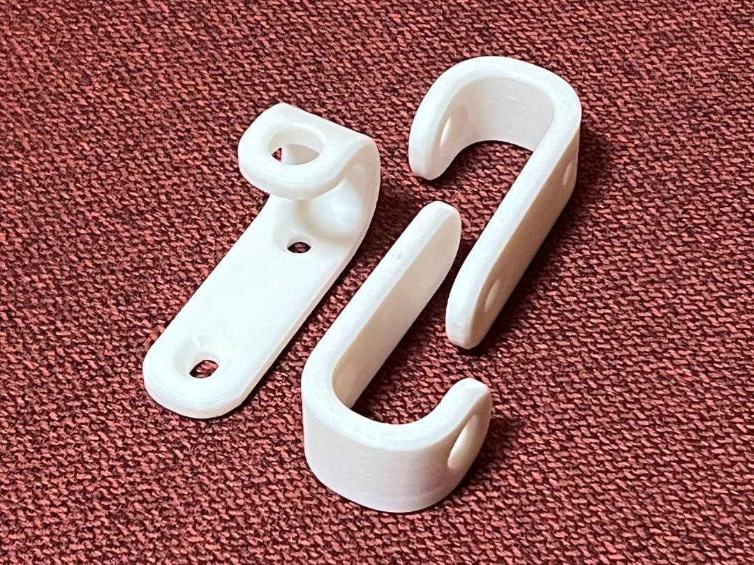Wall Hook (33.5–35 mm Screw Spacing)