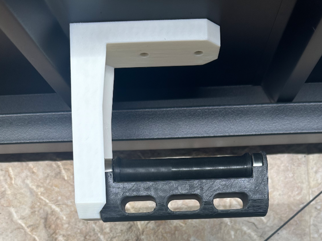 Enclosure Hanging Spool Holder 135mm Tall