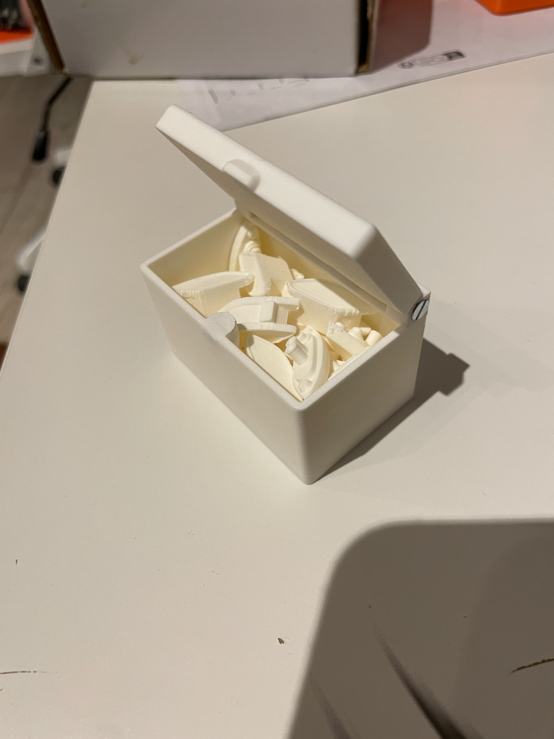 Small storage box