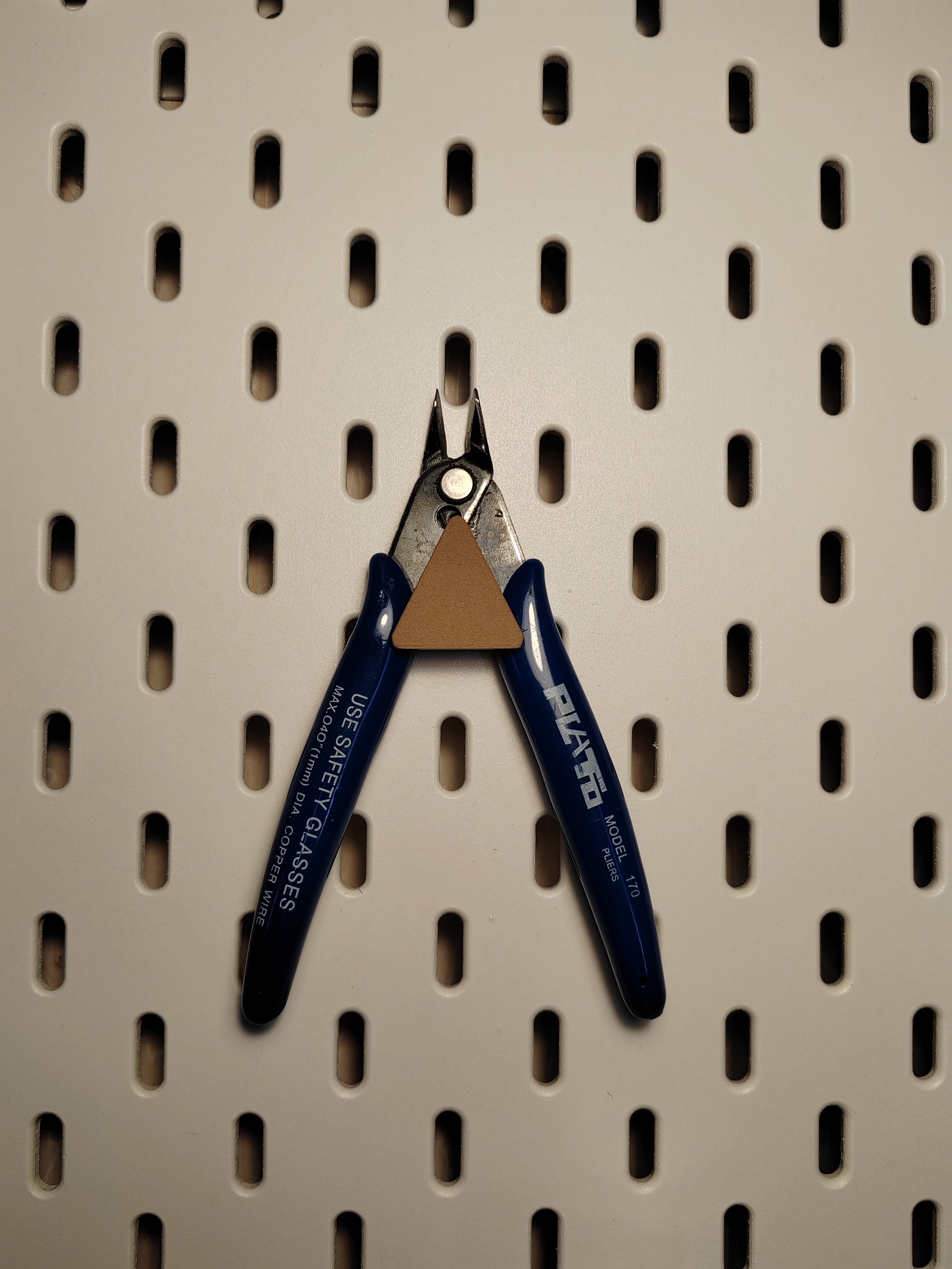 Skadis Pliers Holder