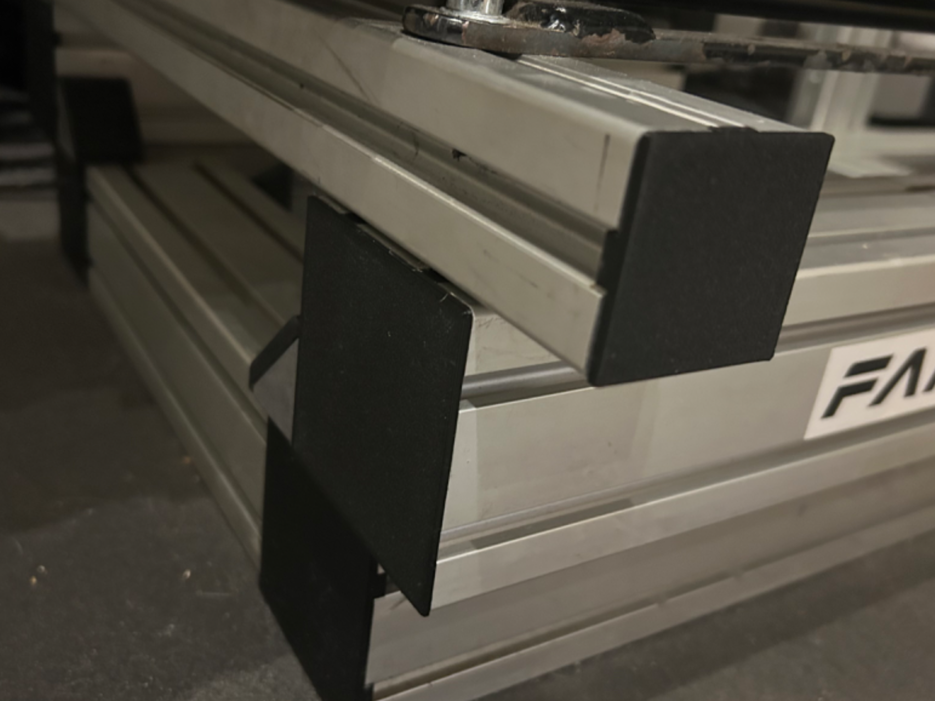 Endkappe für 45x45 und 80x80 Aluprofil