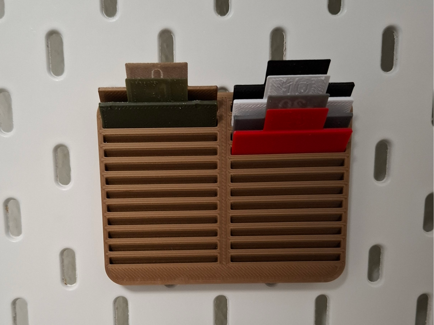 Filament Swatches holder