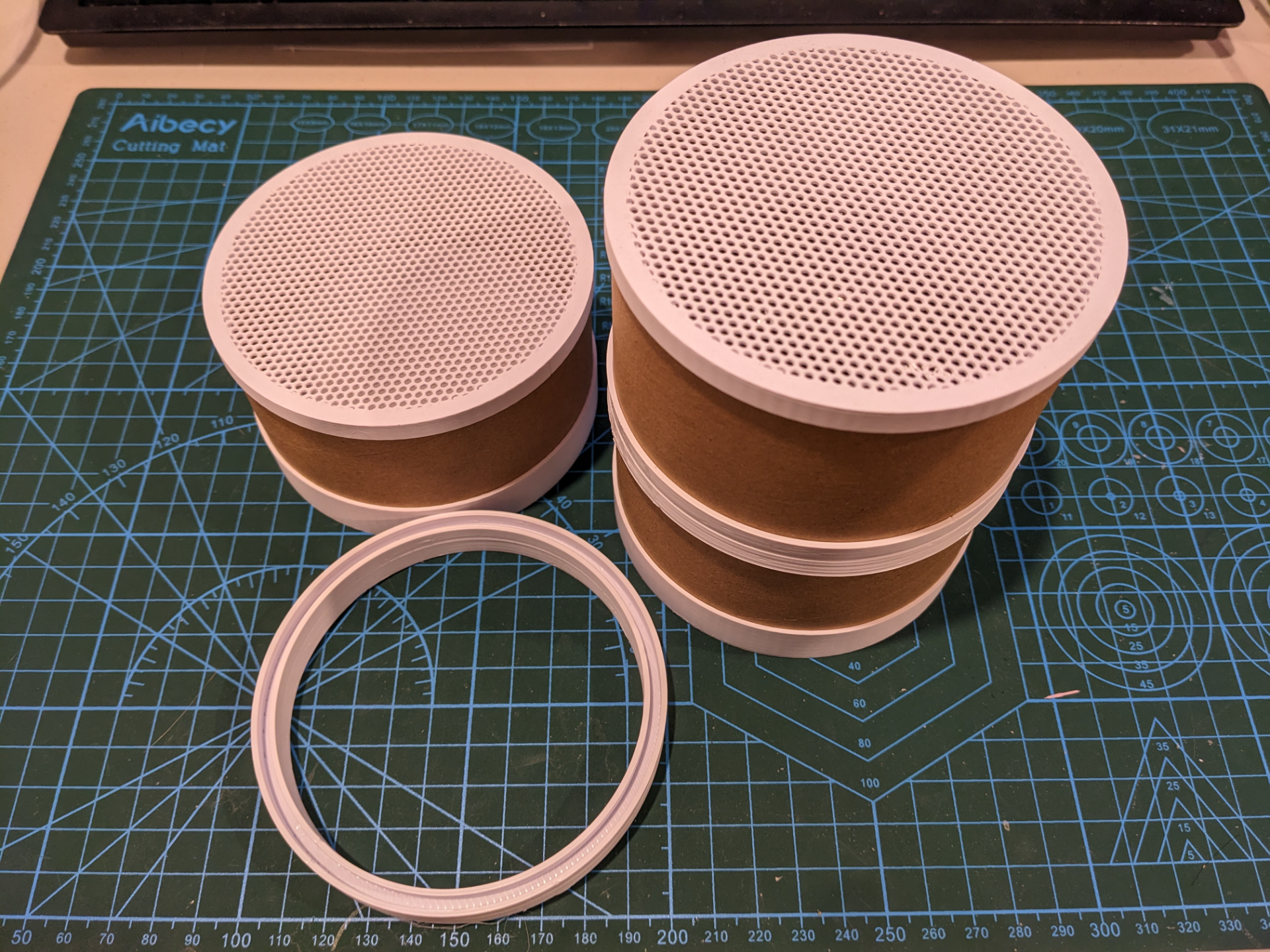 Tube caps and coupler for eSUN refill cardboard core