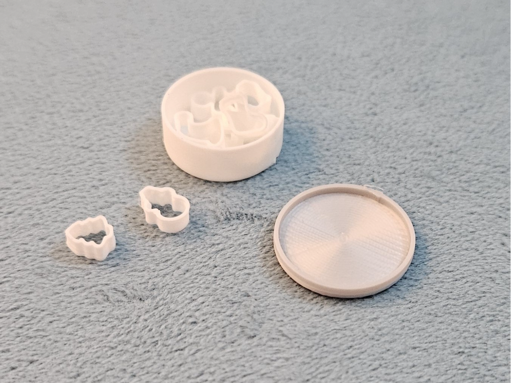 1:12 Miniature Cookie Tin