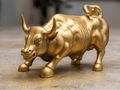 Wall Street Charging Bull - Realistic Gold Edition