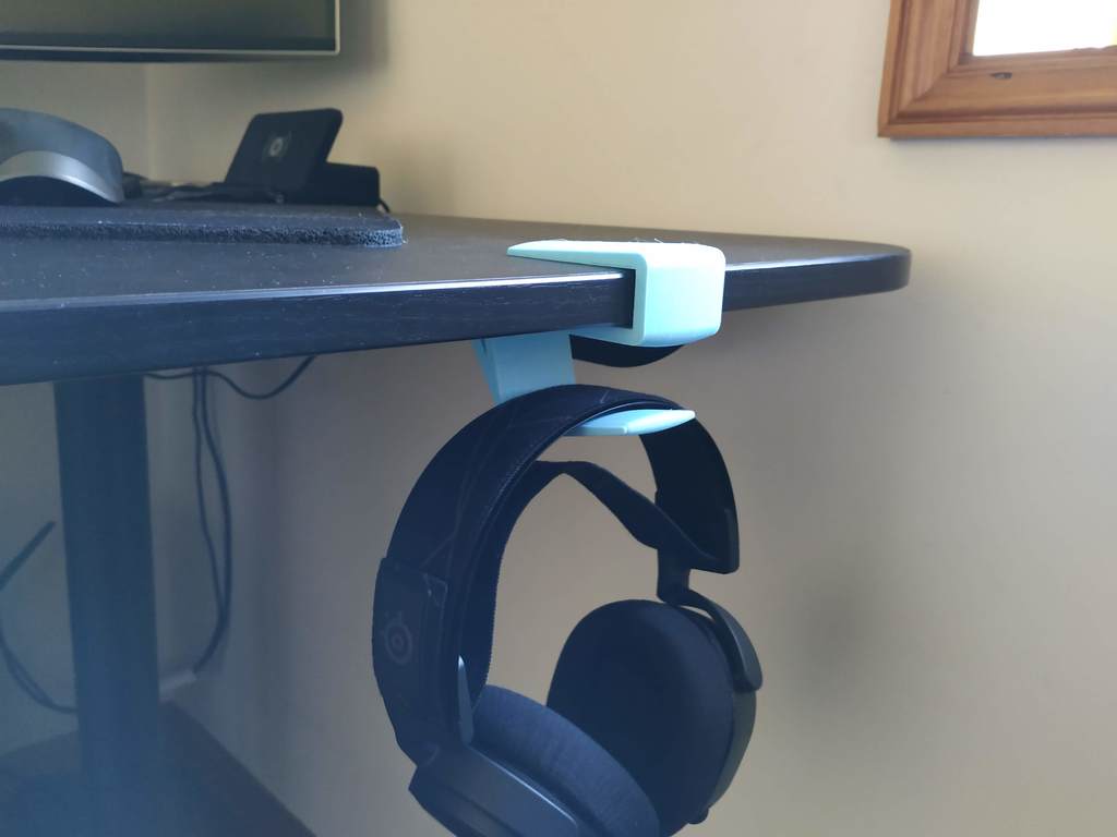 Headphone Hook for 17-18mm desk