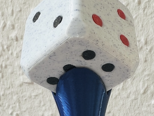Big dice with custom stand