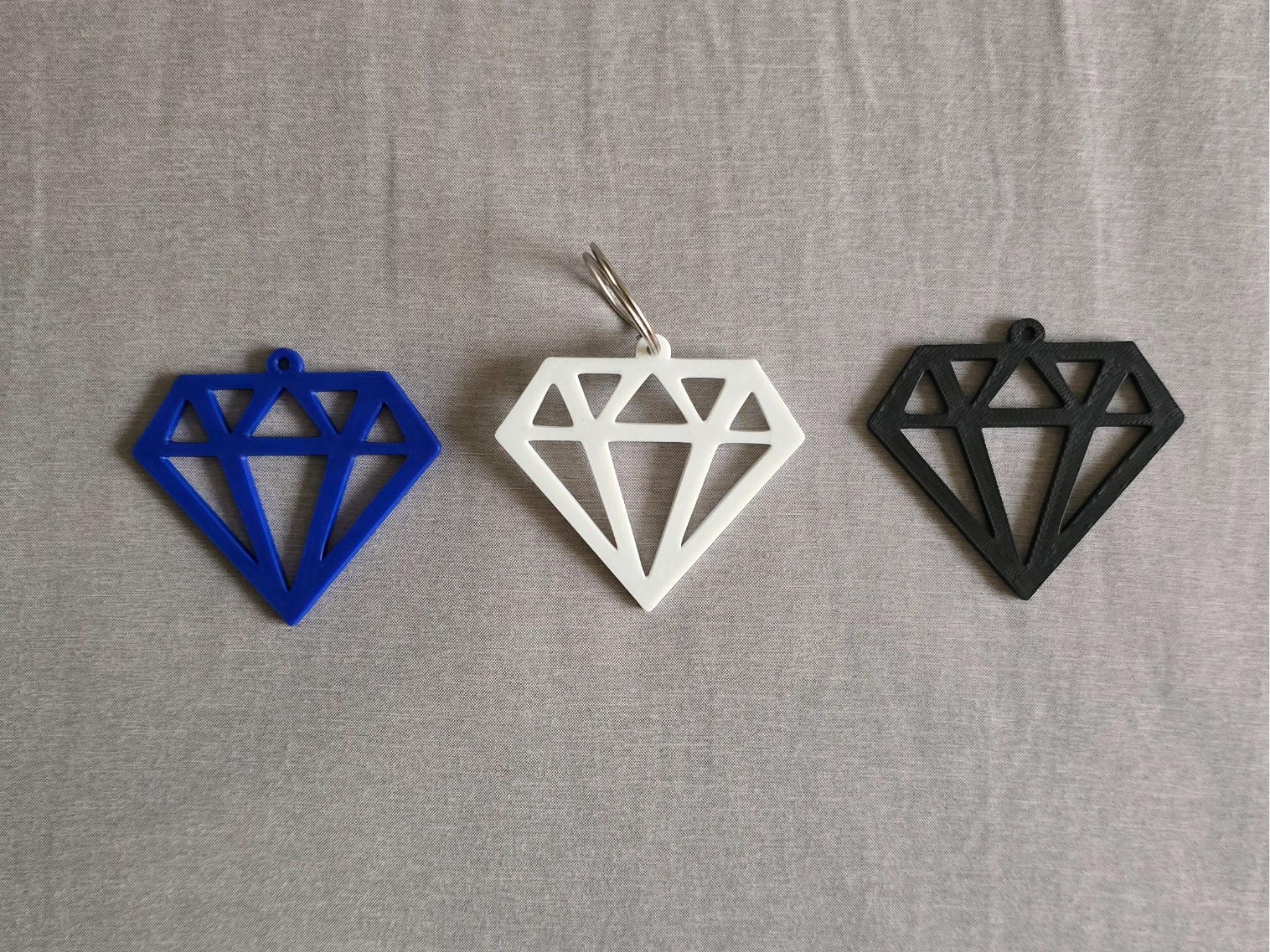 Diamond Keychain (Partly Generative 3D Model)
