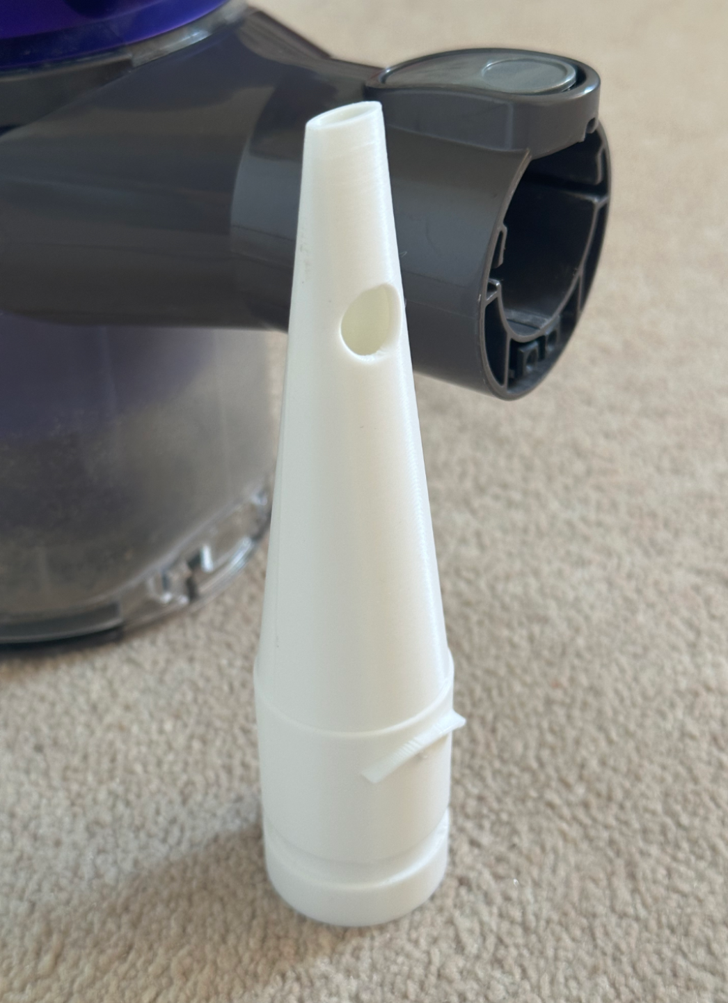 Dyson V6 Adaptor for Filament Bag Sealing