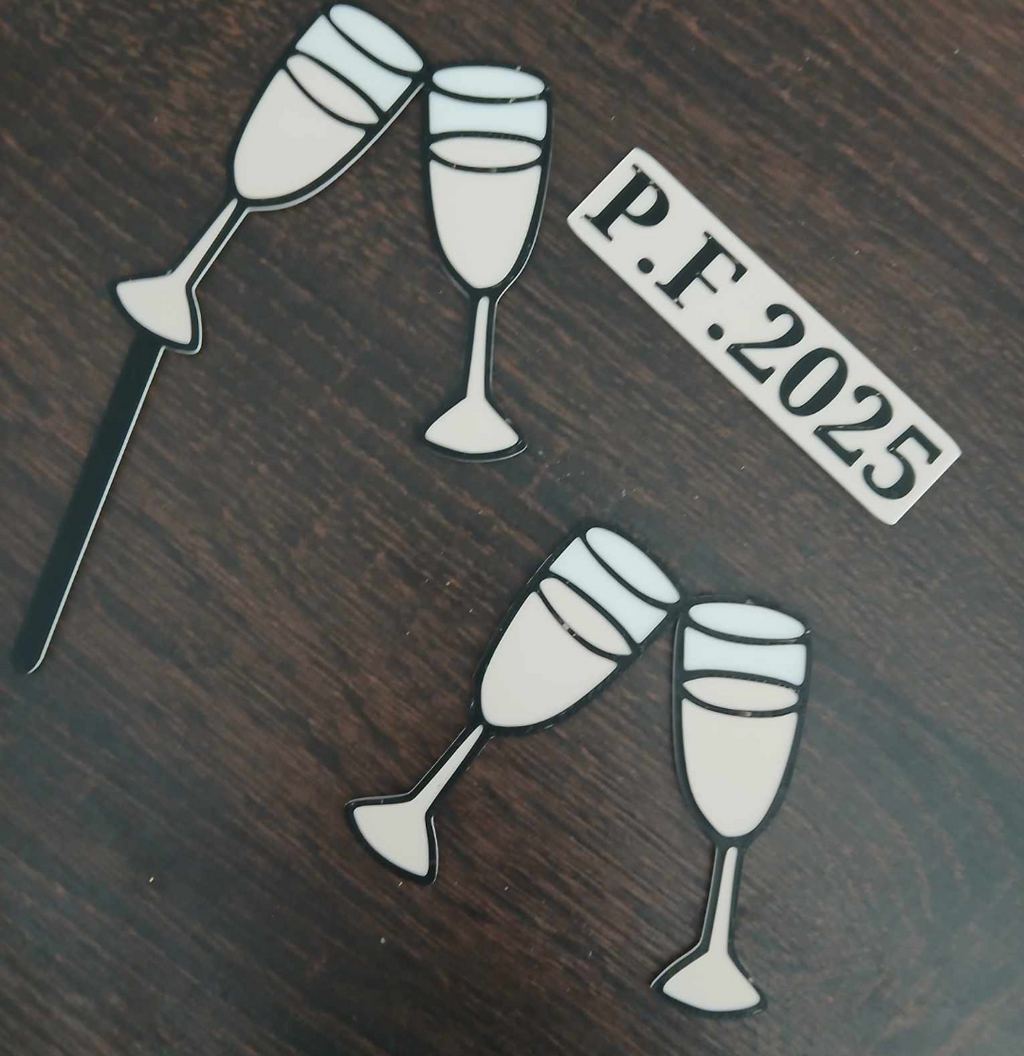 P.F. 2025 & champagne glasses topper and tags