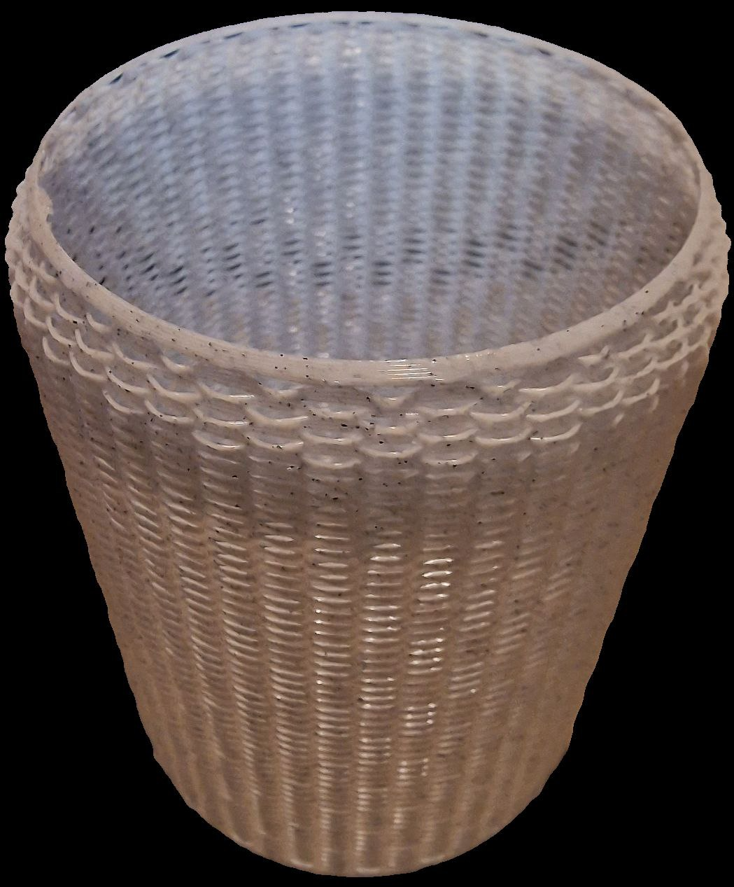 Woven basket in vase mode