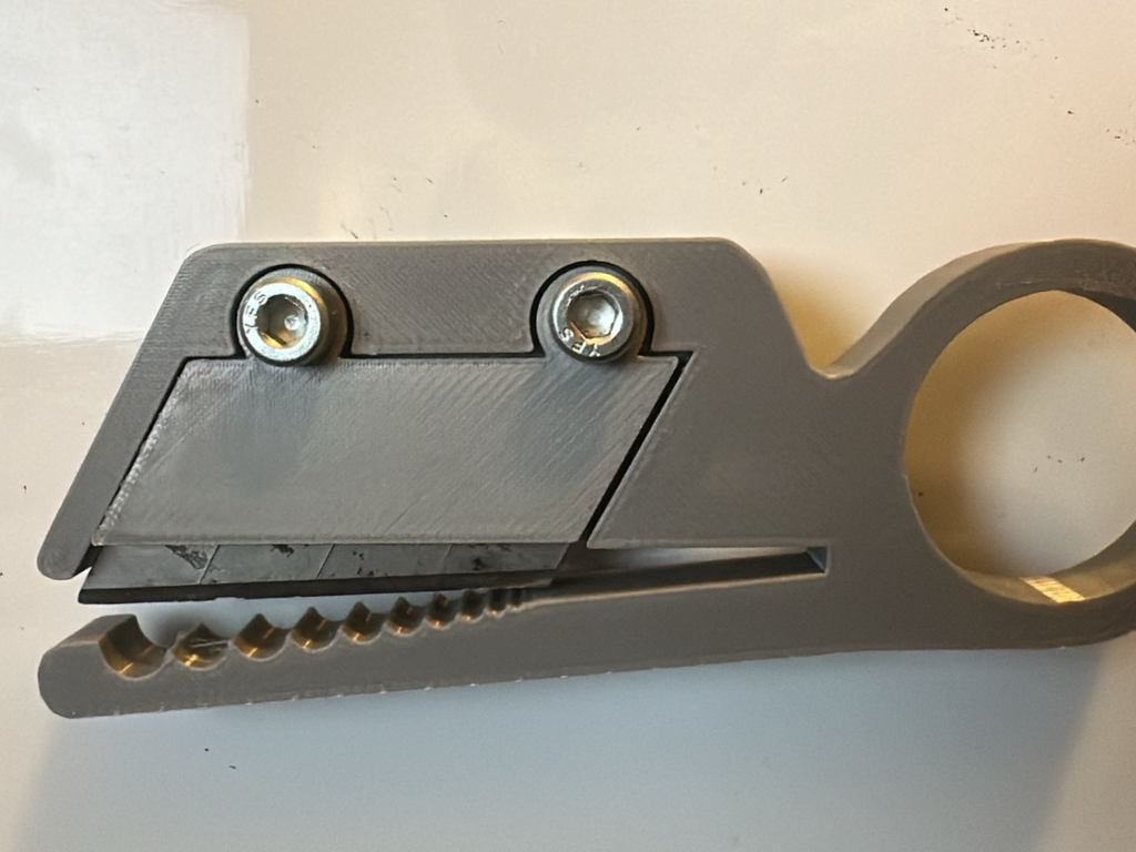Spelafili 3D con Lama Cutter